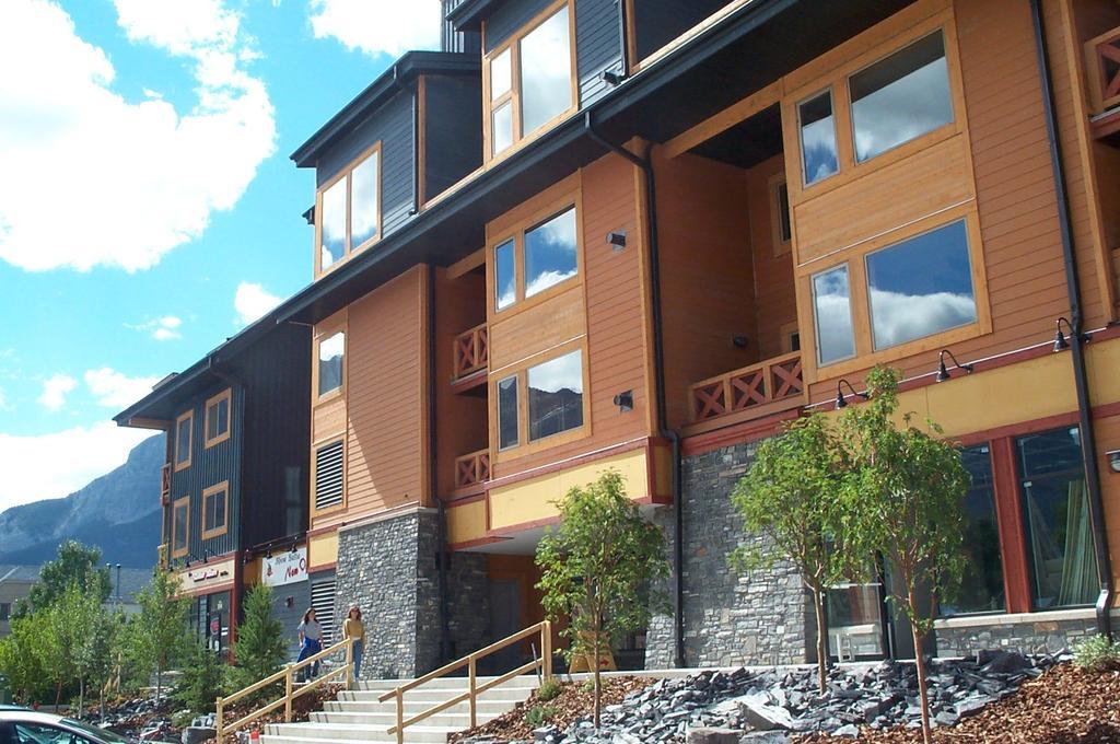 Canmore Crossing Εξωτερικό φωτογραφία